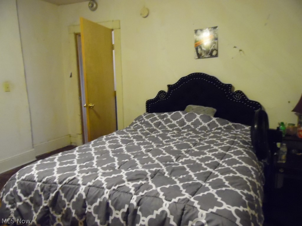 644 Locust Street Coshocton, OH 43812 - Photo 6 of 21