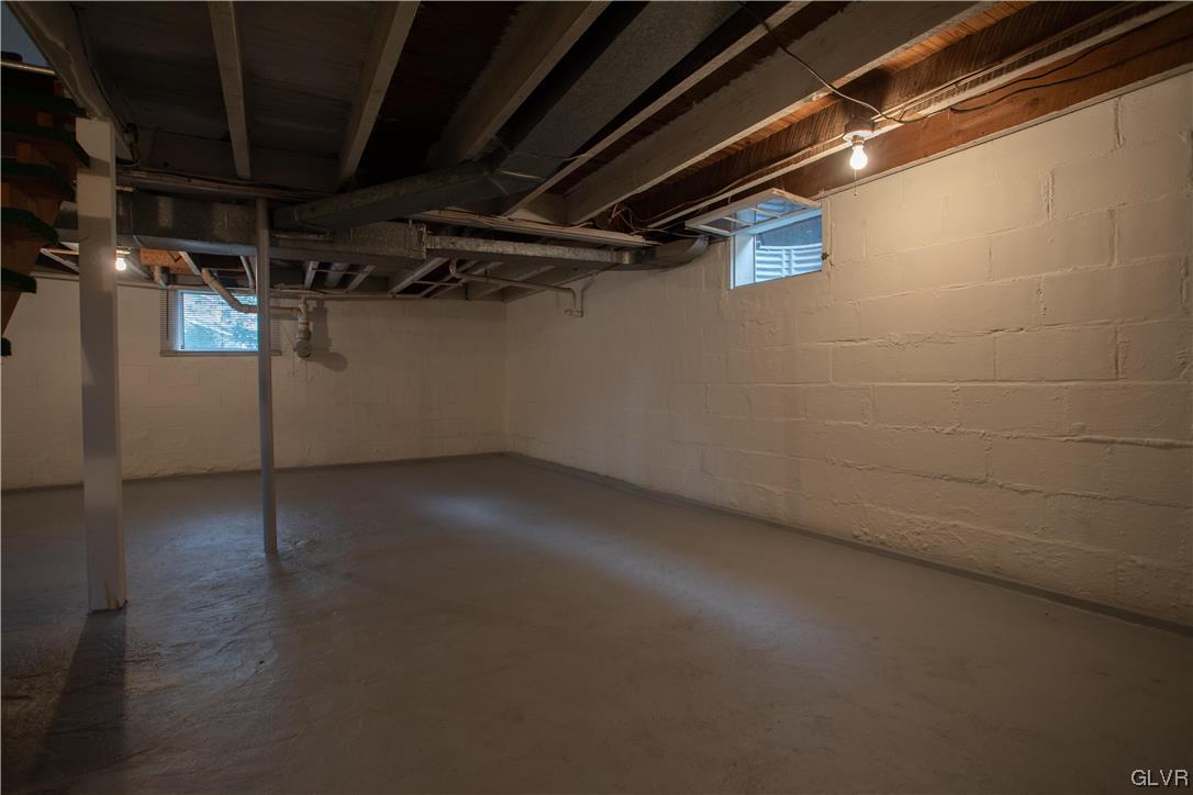 3795 Fireline Road Palmerton, PA 18071 - Photo 22 of 27 Gallery Image 22