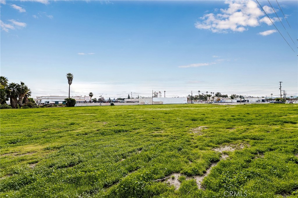 7509 Arlington Riverside, CA 92503 - Photo 7 of 27 a view of an ocean with a building in the background