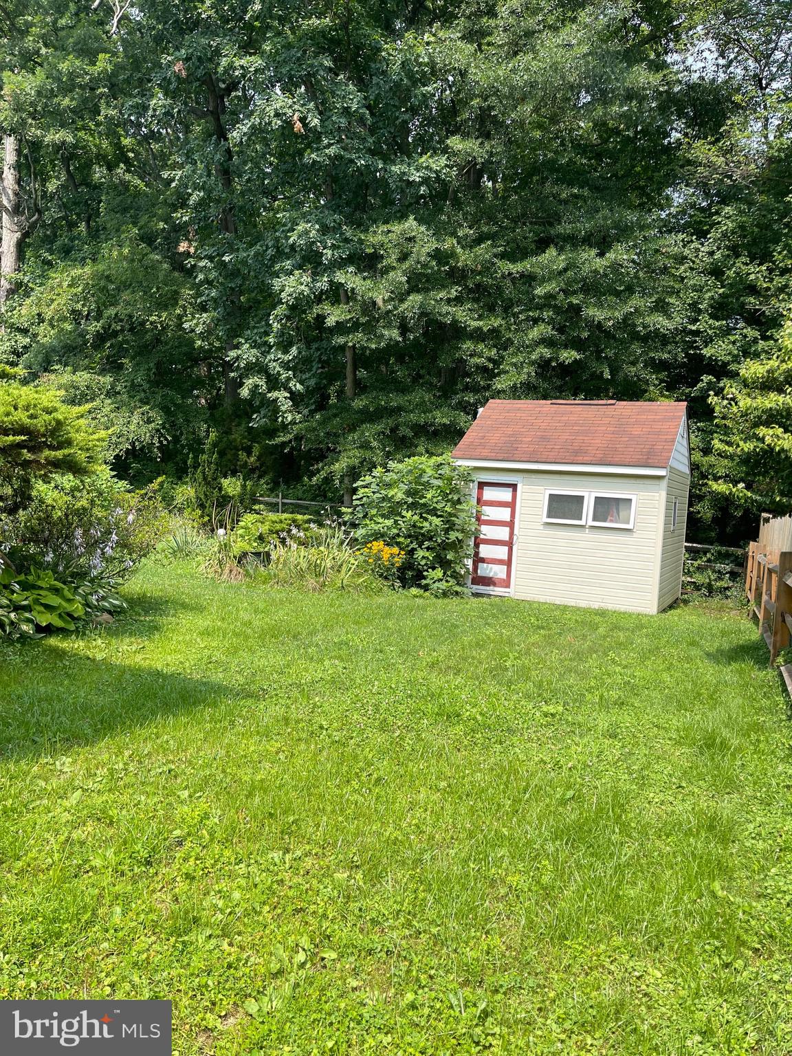 602 South Brownleaf Road Newark, DE 19713 - Photo 2 of 20