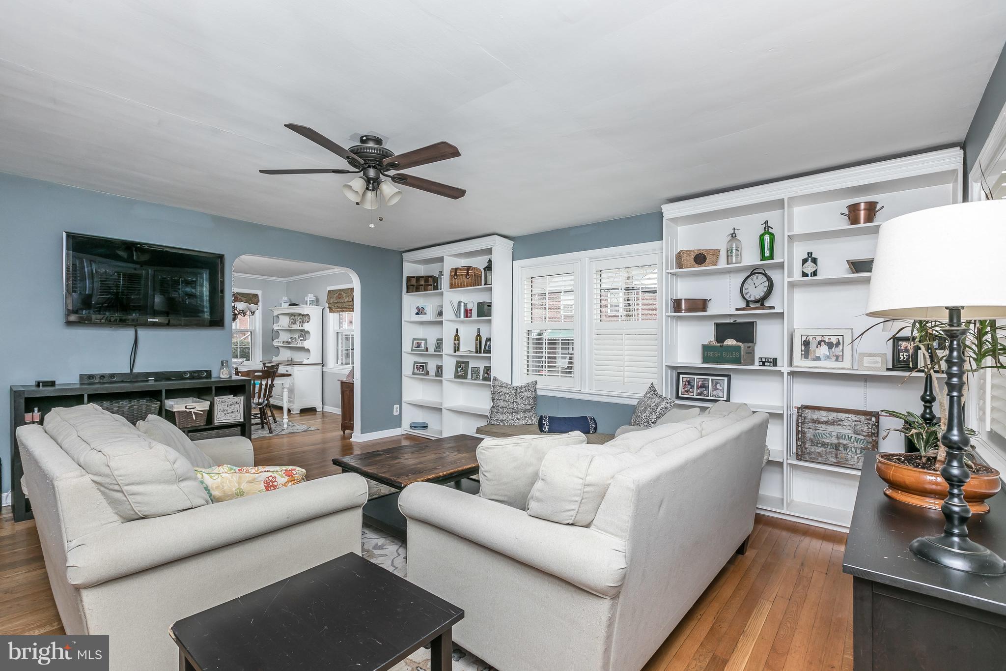 1811 Loch Shiel Road Baltimore, MD 21286 - Photo 2 of 16 Living Room