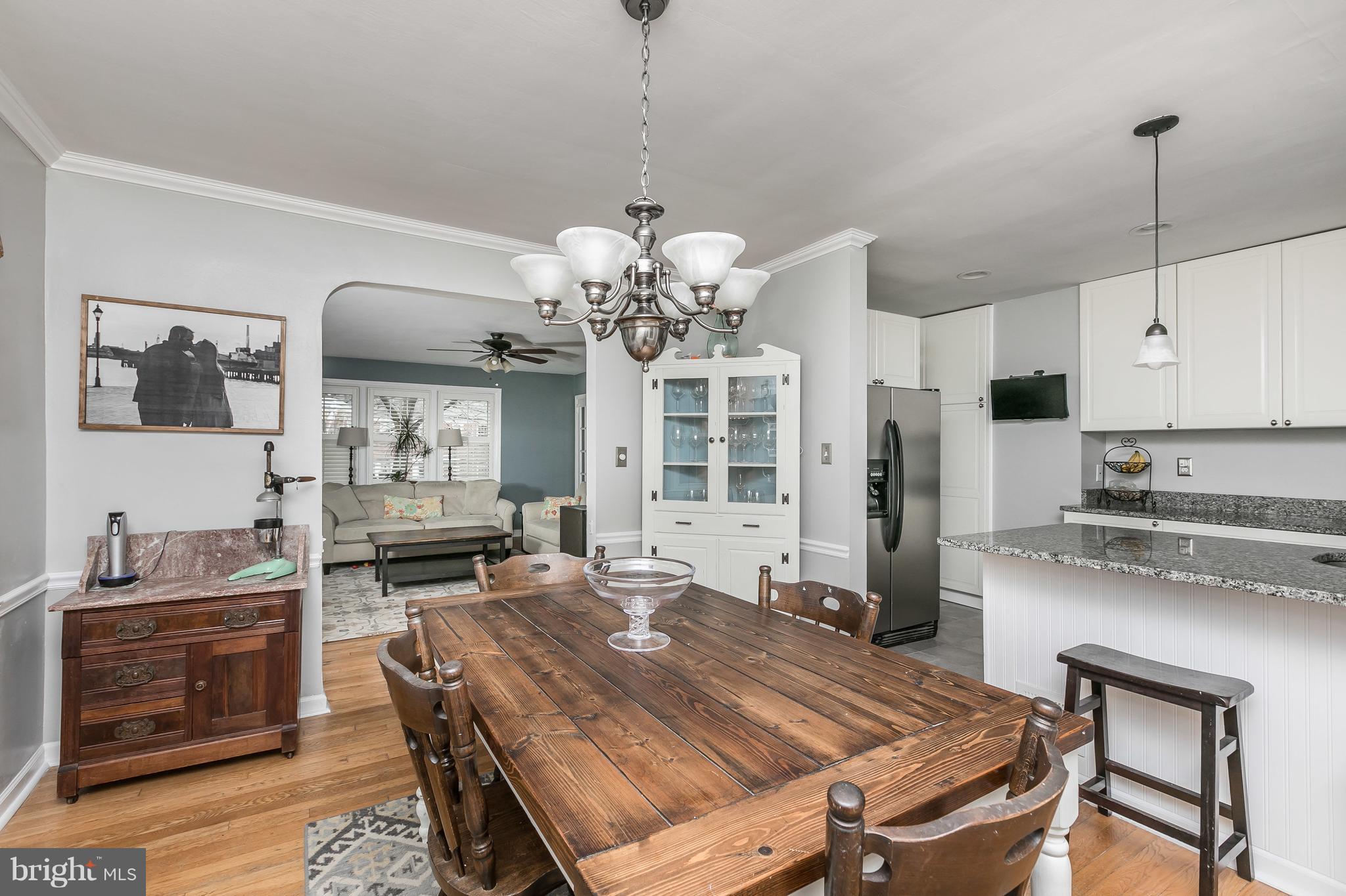 1811 Loch Shiel Road Baltimore, MD 21286 - Photo 4 of 16 Dining Room