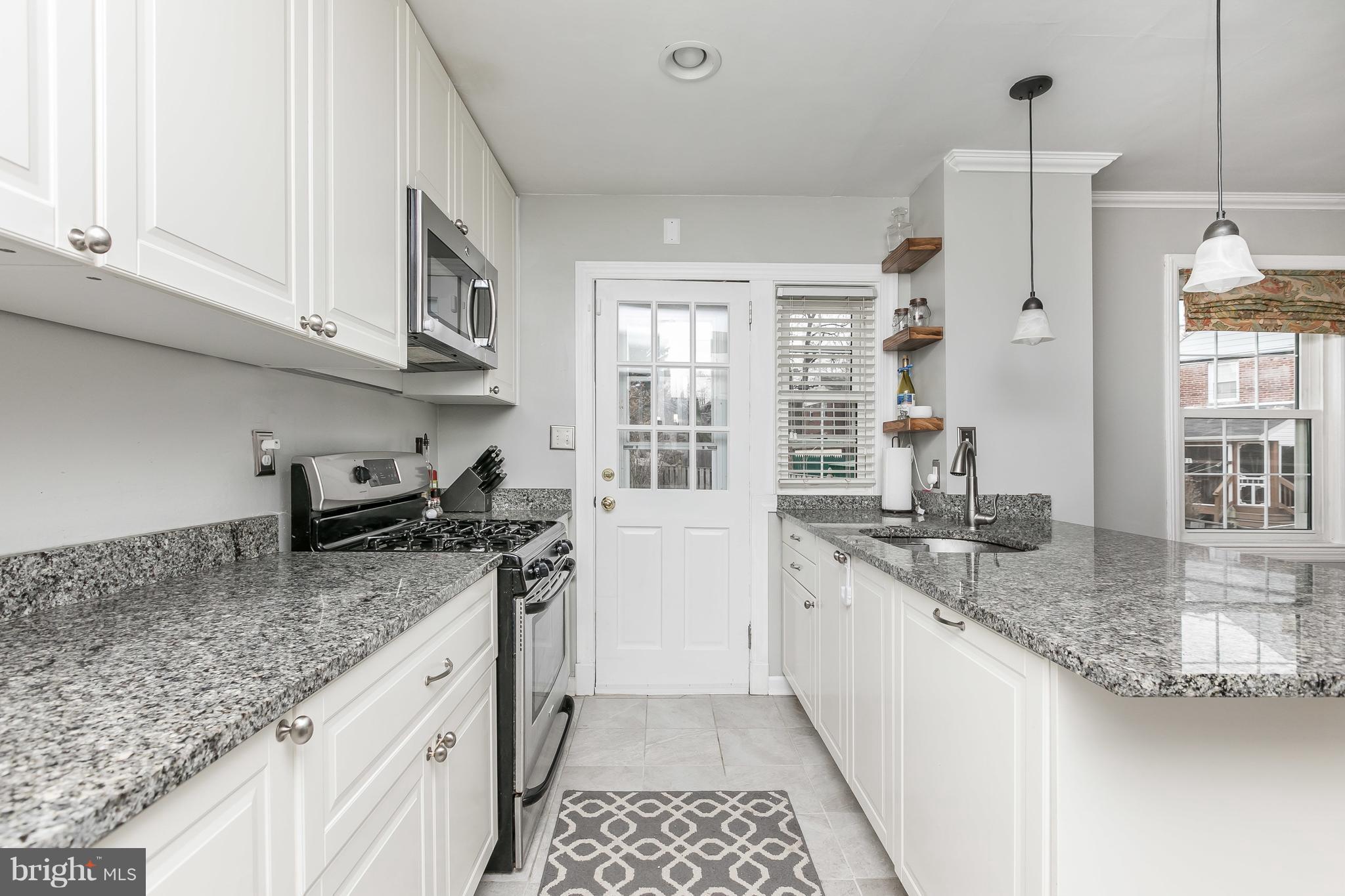 1811 Loch Shiel Road Baltimore, MD 21286 - Photo 6 of 16 Kitchen