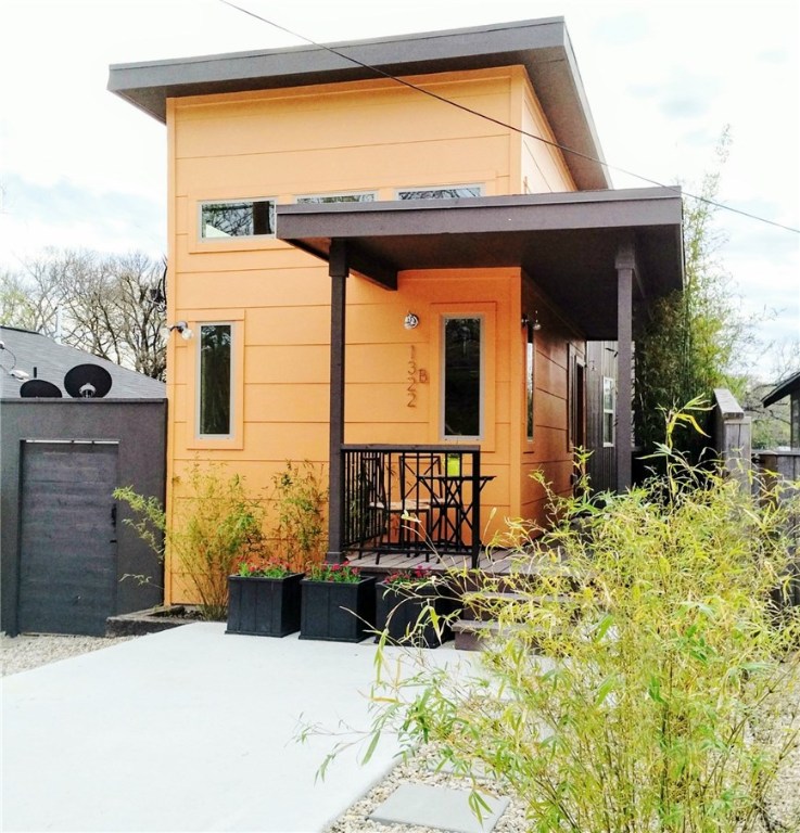 Gallery Image 1