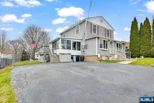 $450,000 | 22 Glenridge Road, West Milford, NJ 07421