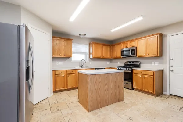 $2,420 | 29226 Spring Mist Drive, Spring, TX 77386