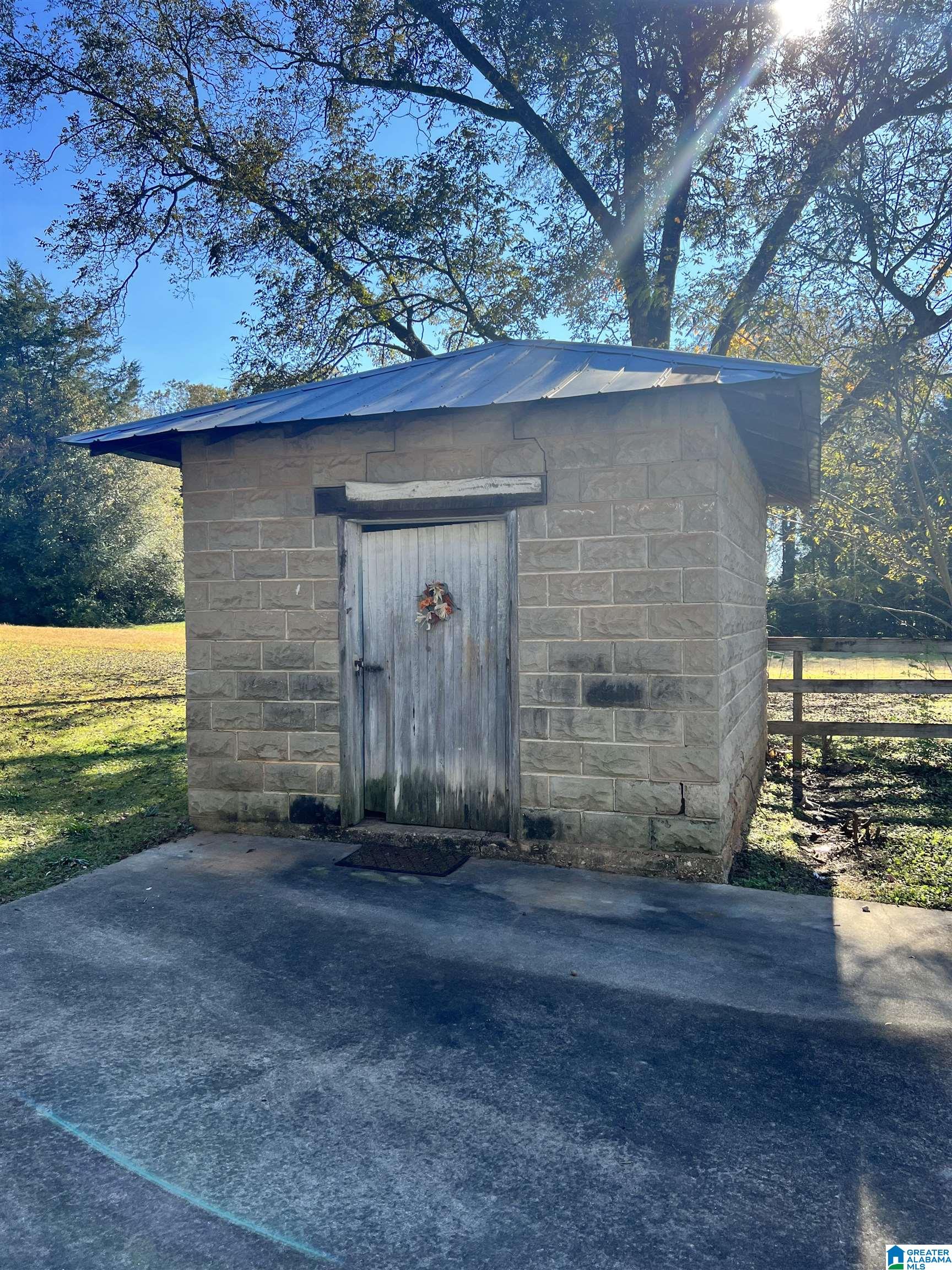 1429 Main Street Roanoke, AL 36274 - Photo 36 of 42