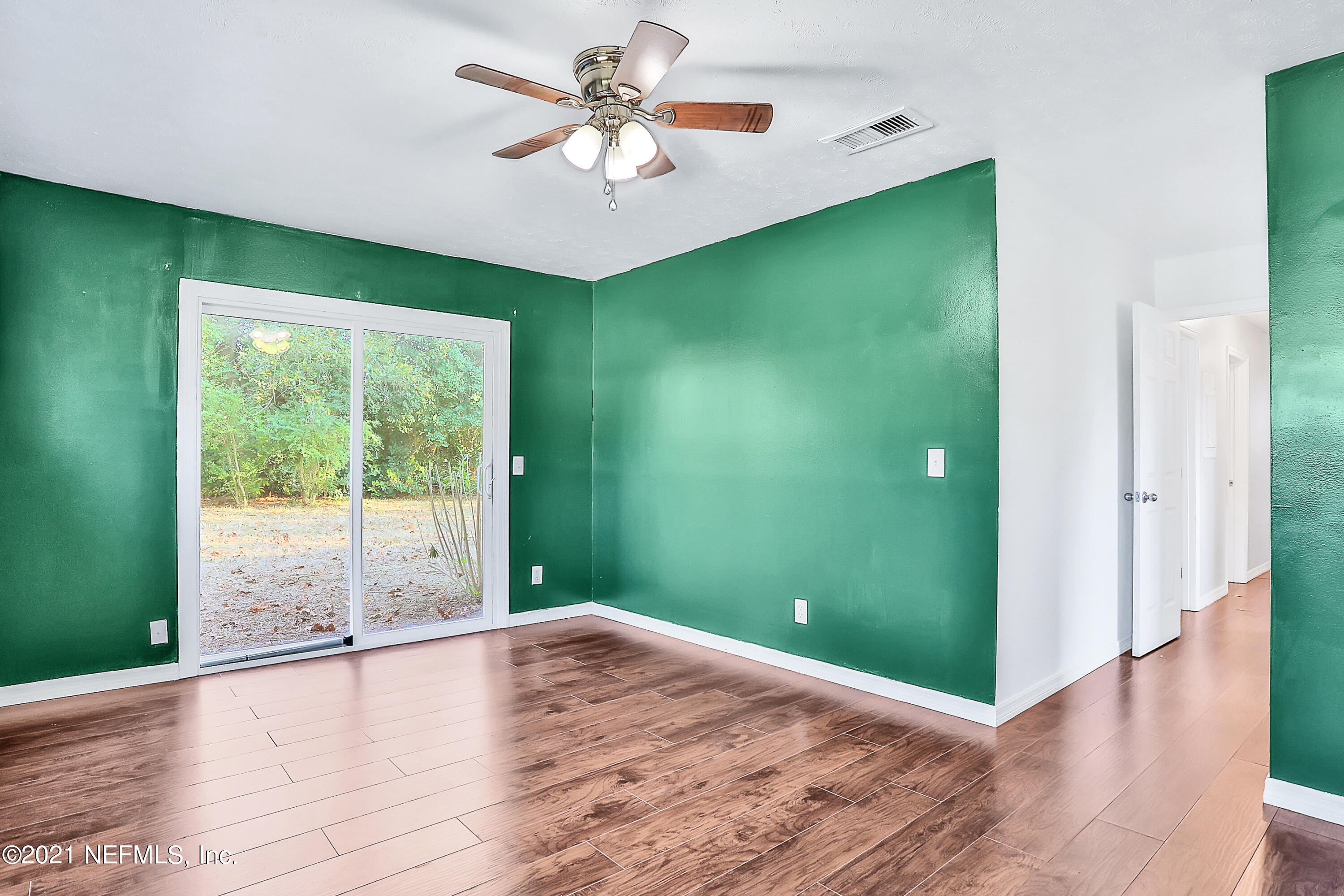 2627 Sam Road Jacksonville, FL 32216 - Photo 4 of 23 Owner's Suite