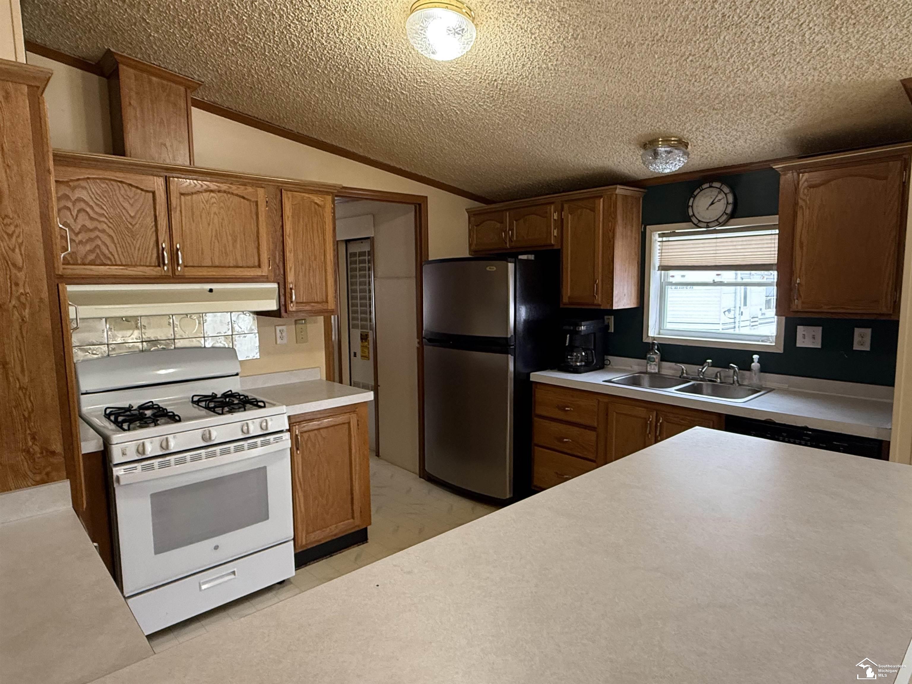 12122 Ostrander Road Maybee, MI 48159 - Photo 8 of 19 Gallery Image 8
