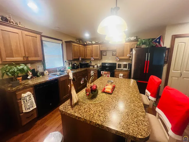 $310,000 | 6005 Southwest 44th Street, Topeka, KS 66610