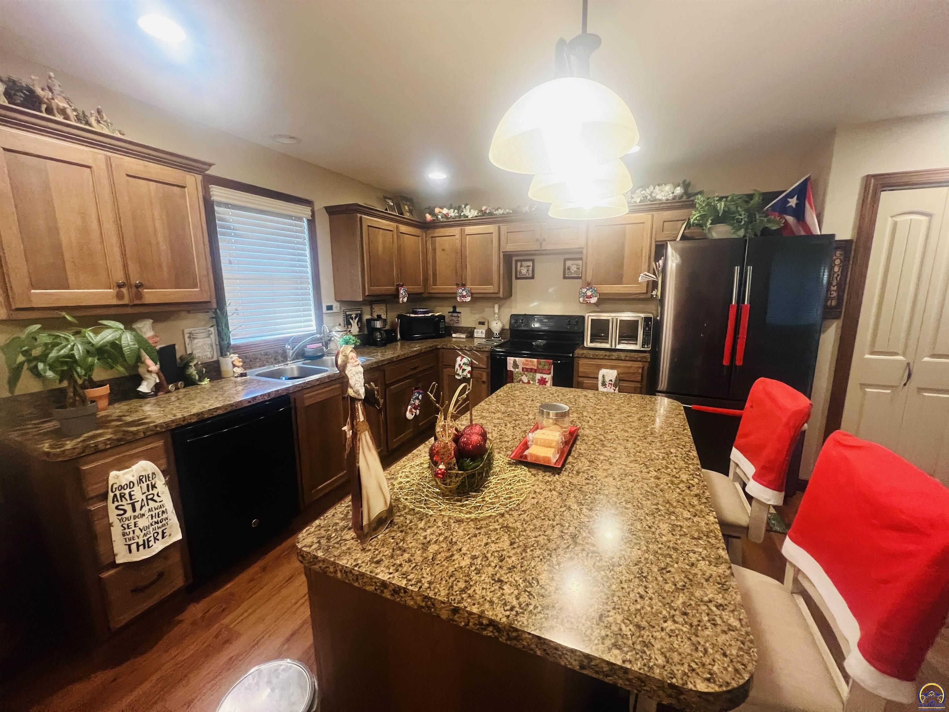 6005 Southwest 44th Street Topeka, KS 66610 - Photo 15 of 70