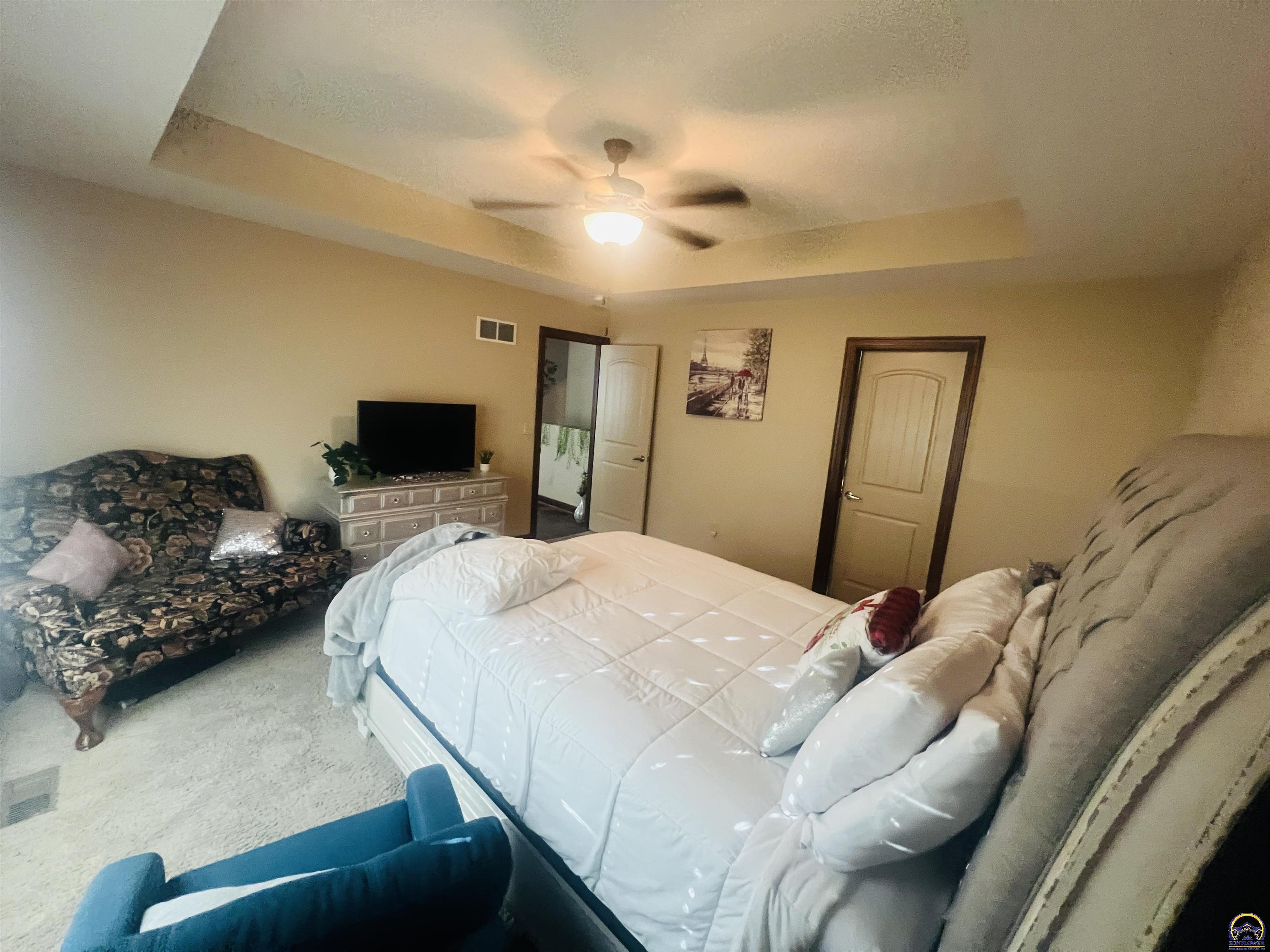 6005 Southwest 44th Street Topeka, KS 66610 - Photo 21 of 70