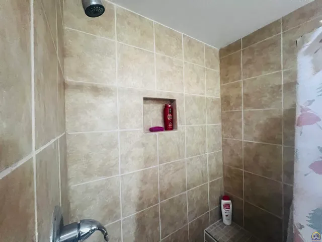 $310,000 | 6005 Southwest 44th Street, Topeka, KS 66610