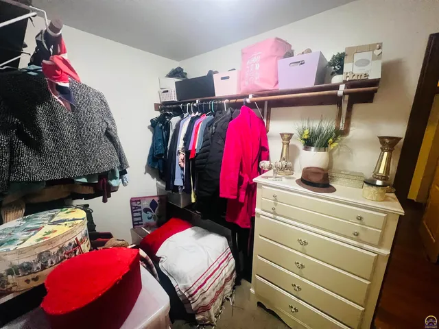 $310,000 | 6005 Southwest 44th Street, Topeka, KS 66610