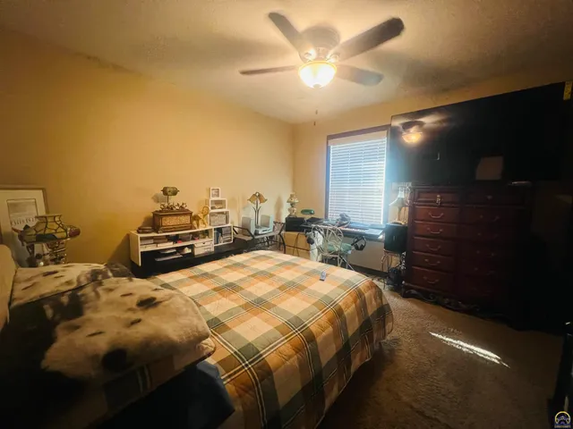 $310,000 | 6005 Southwest 44th Street, Topeka, KS 66610