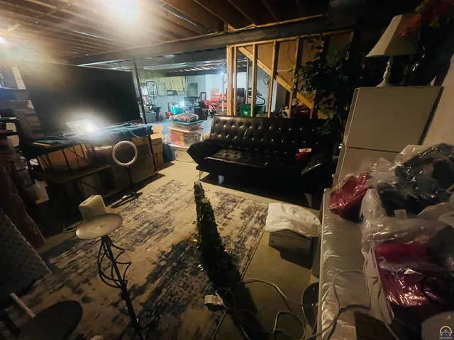 $310,000 | 6005 Southwest 44th Street, Topeka, KS 66610