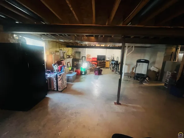 $310,000 | 6005 Southwest 44th Street, Topeka, KS 66610