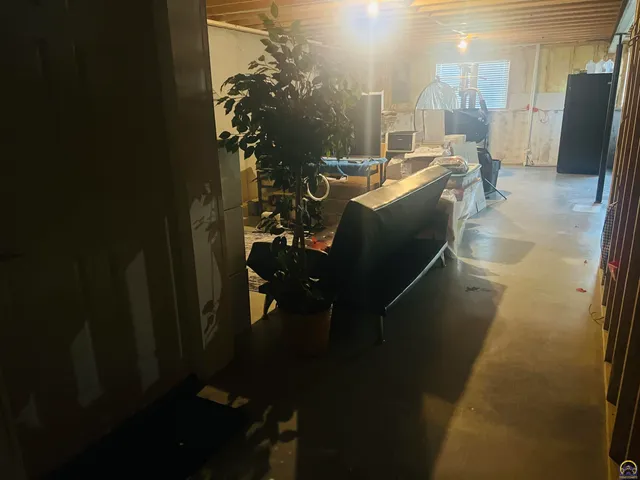 $310,000 | 6005 Southwest 44th Street, Topeka, KS 66610