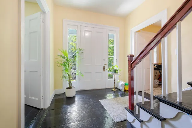 $649,000 | 83 Bath Road, Wiscasset, ME 04578