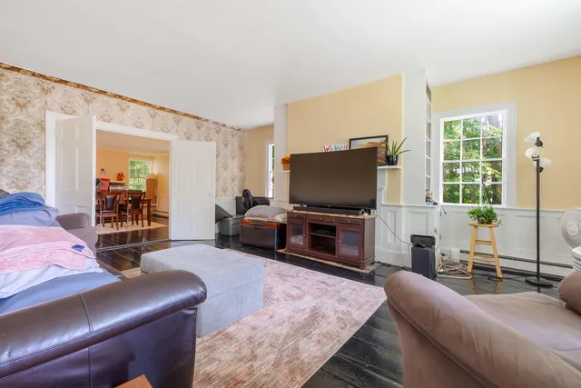 $649,000 | 83 Bath Road, Wiscasset, ME 04578