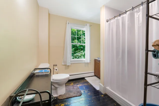 $649,000 | 83 Bath Road, Wiscasset, ME 04578