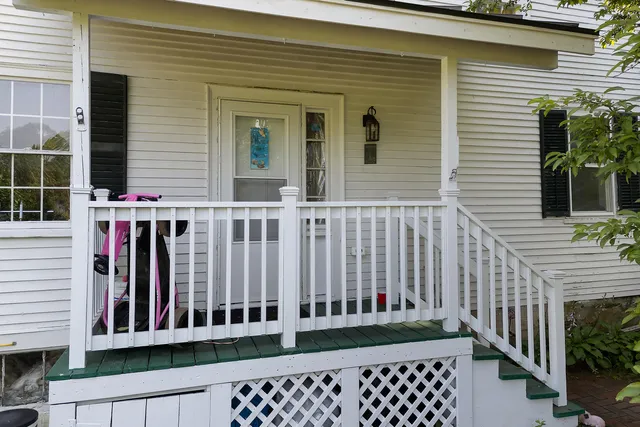 $649,000 | 83 Bath Road, Wiscasset, ME 04578