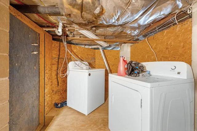 $649,000 | 83 Bath Road, Wiscasset, ME 04578