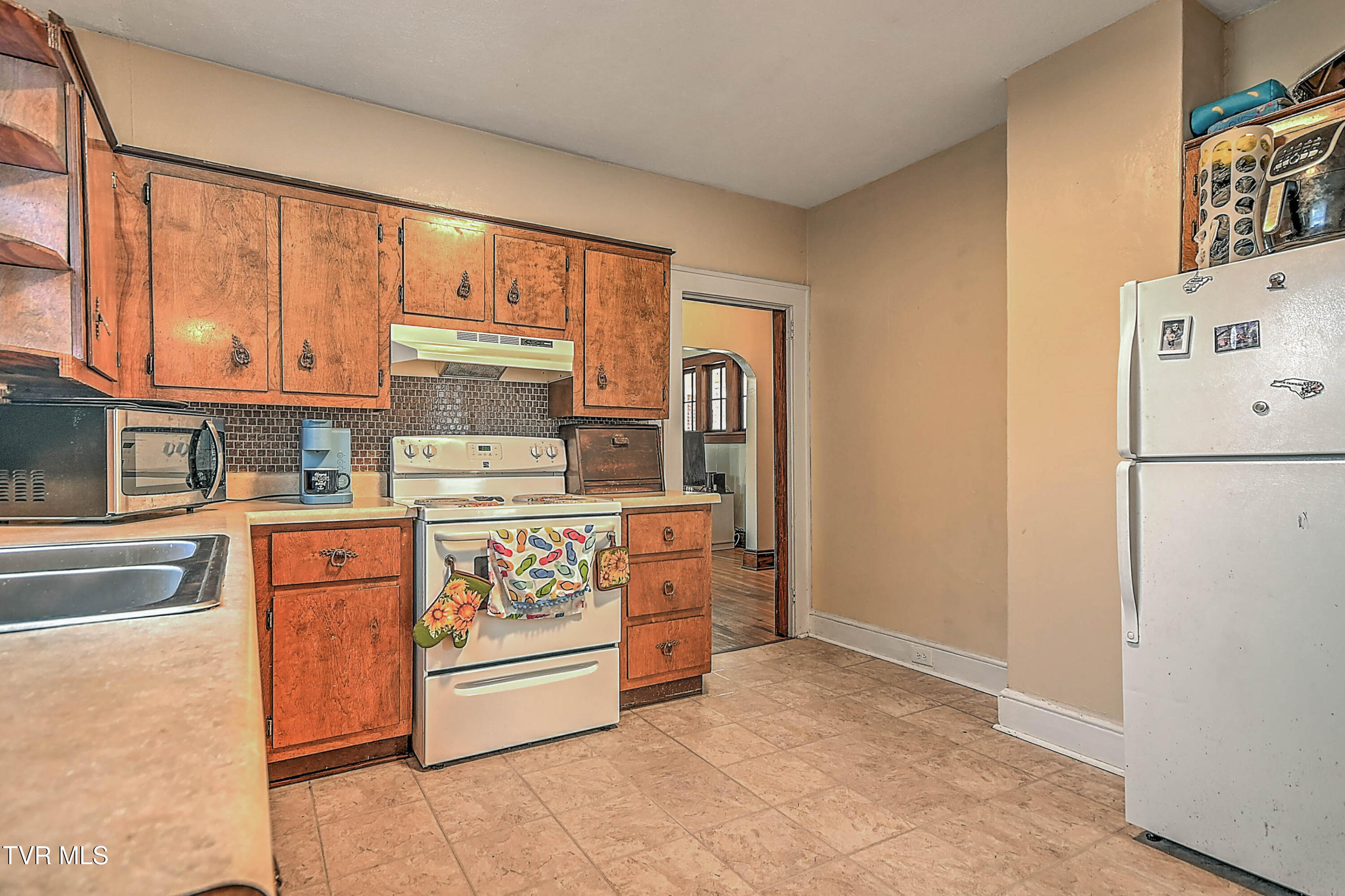 416 Moore Street Bristol, VA 24201 - Photo 22 of 40 416 Moore SB-22