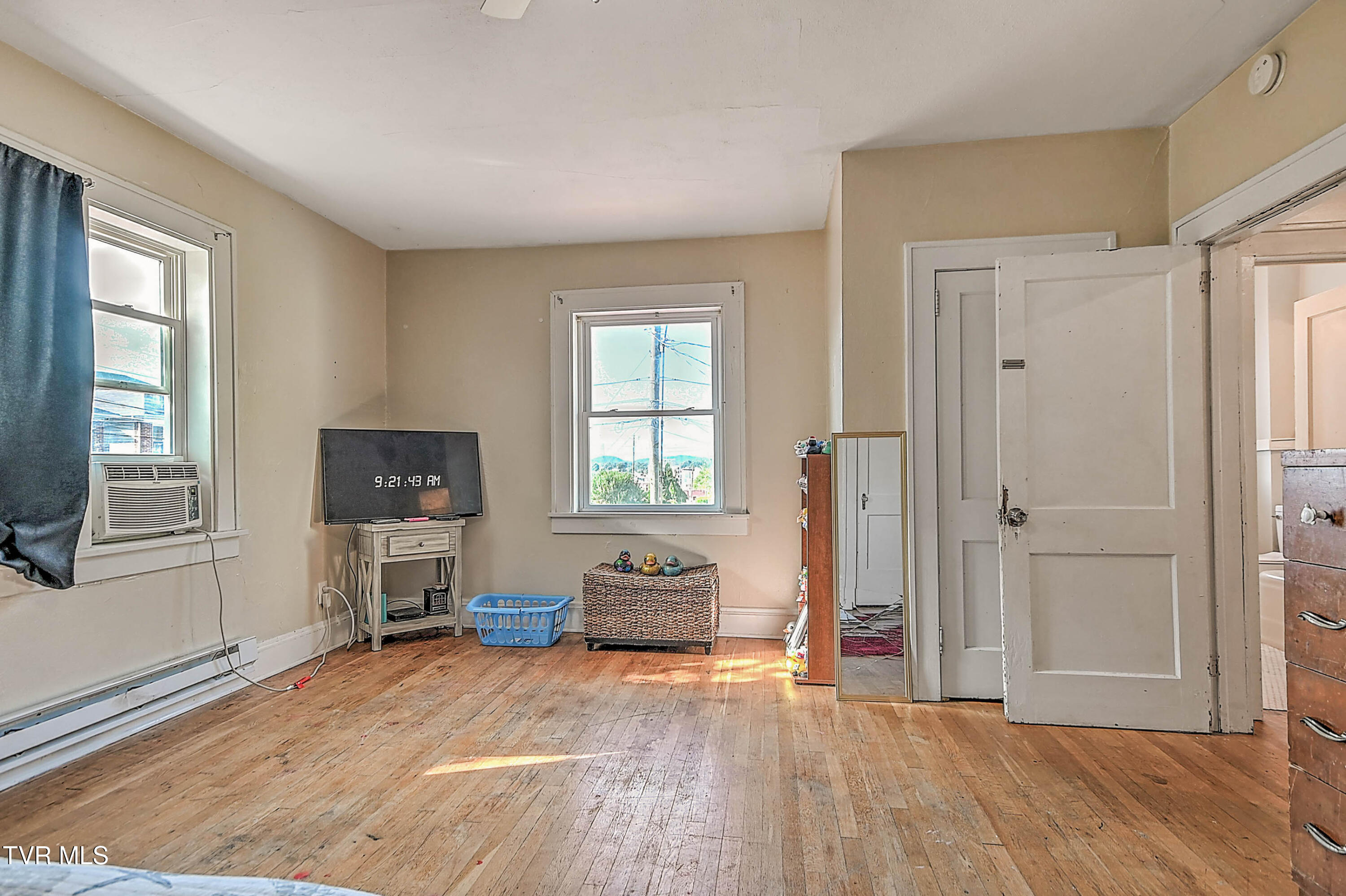 416 Moore Street Bristol, VA 24201 - Photo 35 of 40 416 Moore SB-35