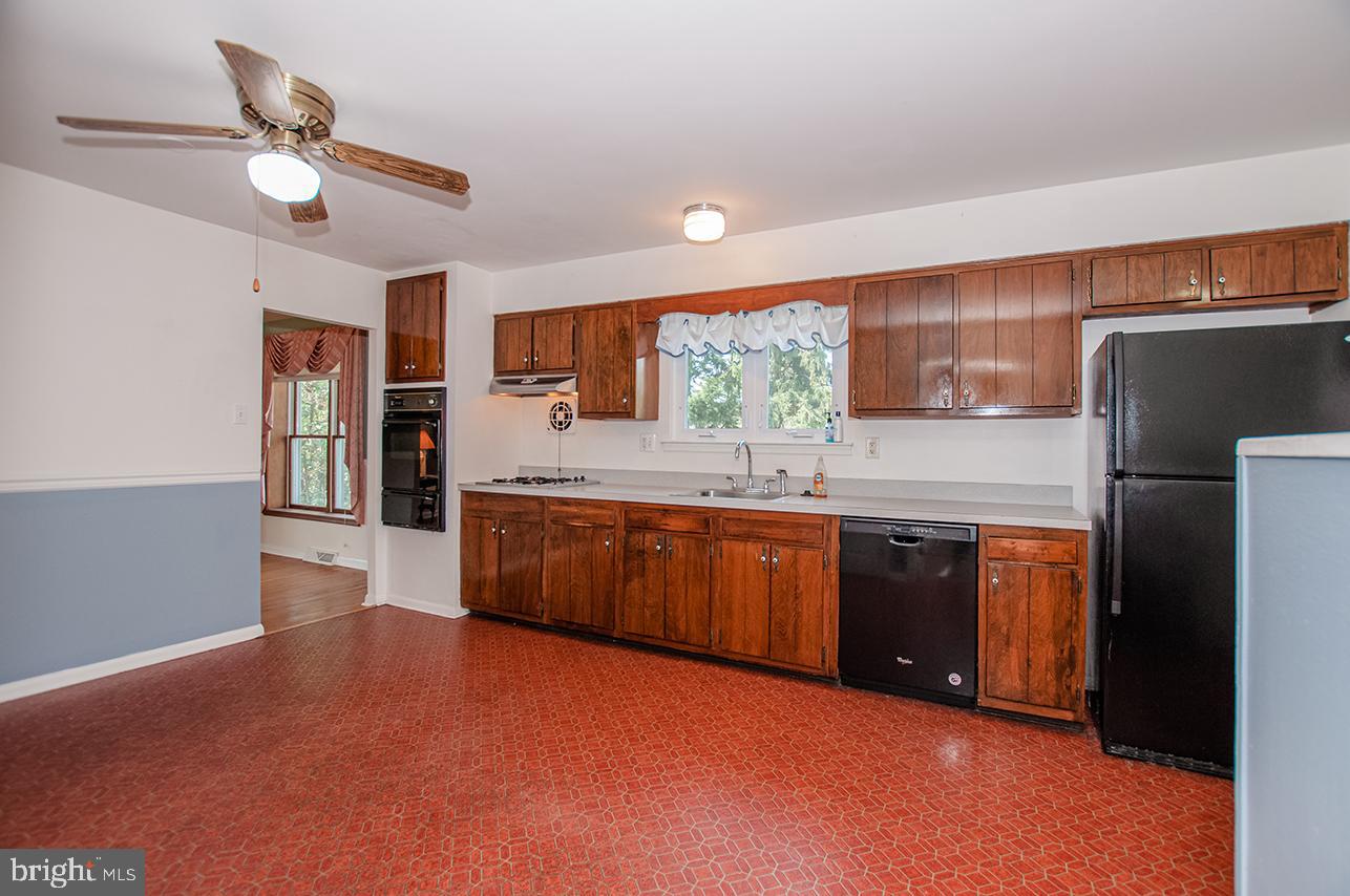 417 Wendy Road Southampton, PA 18966 - Photo 12 of 28