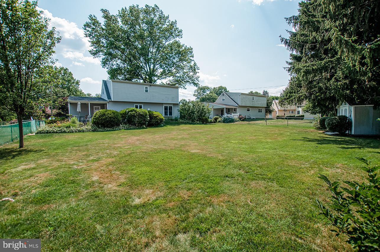 417 Wendy Road Southampton, PA 18966 - Photo 6 of 28