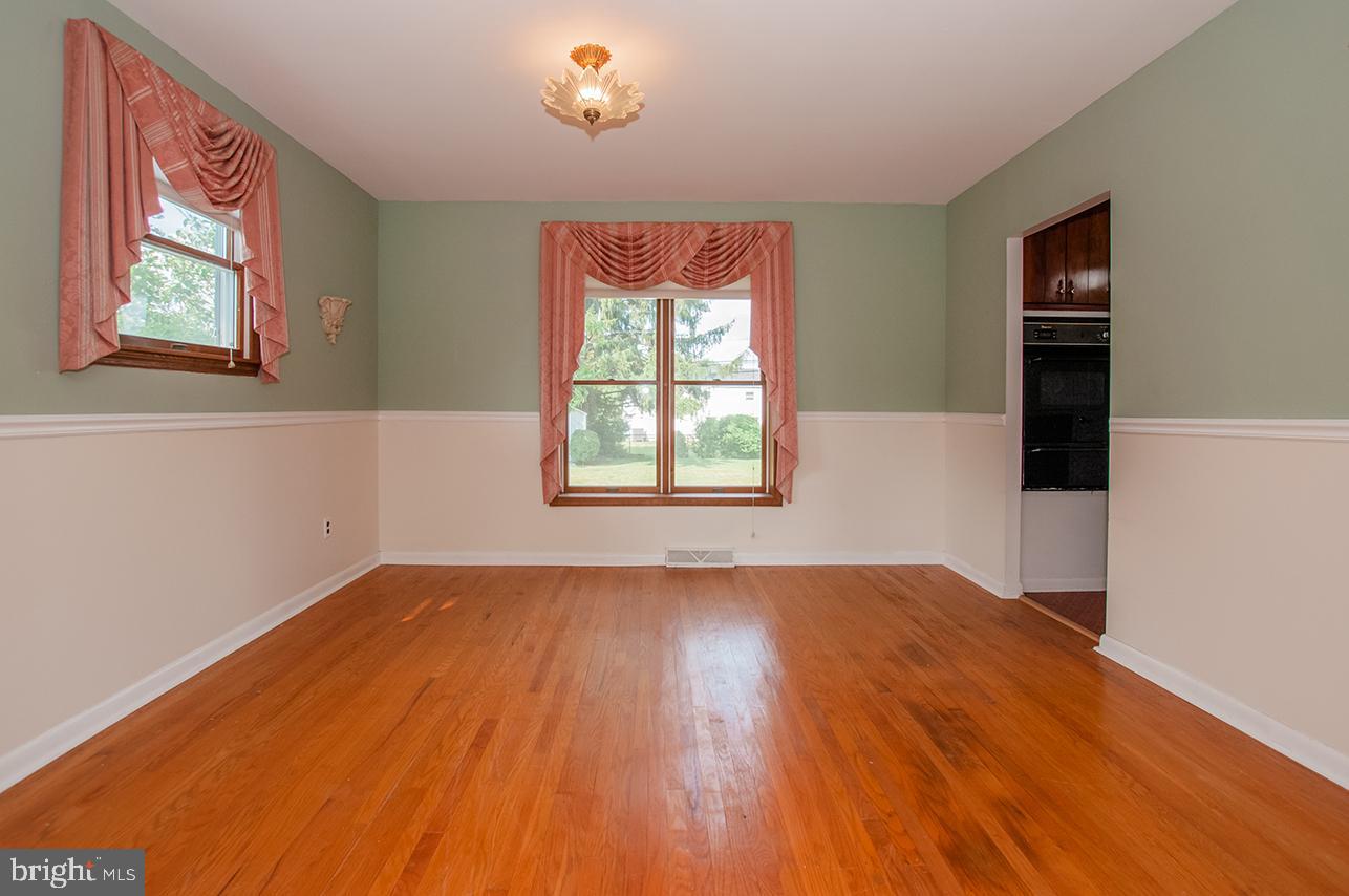 417 Wendy Road Southampton, PA 18966 - Photo 9 of 28