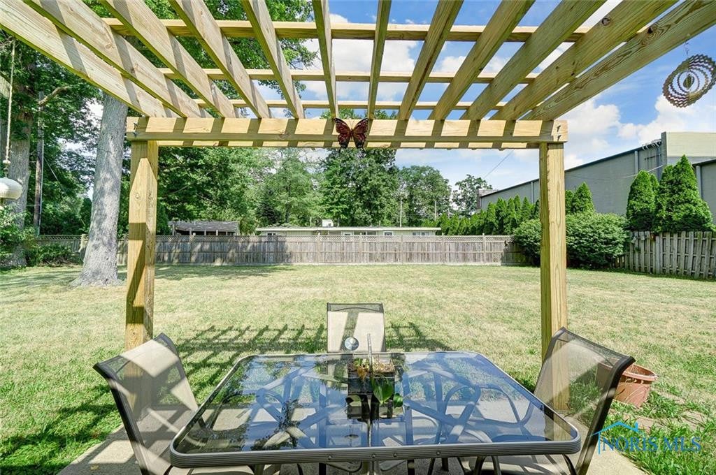 1243 Kinder Road Toledo, OH 43615 - Photo 27 of 28 Gallery Image 27
