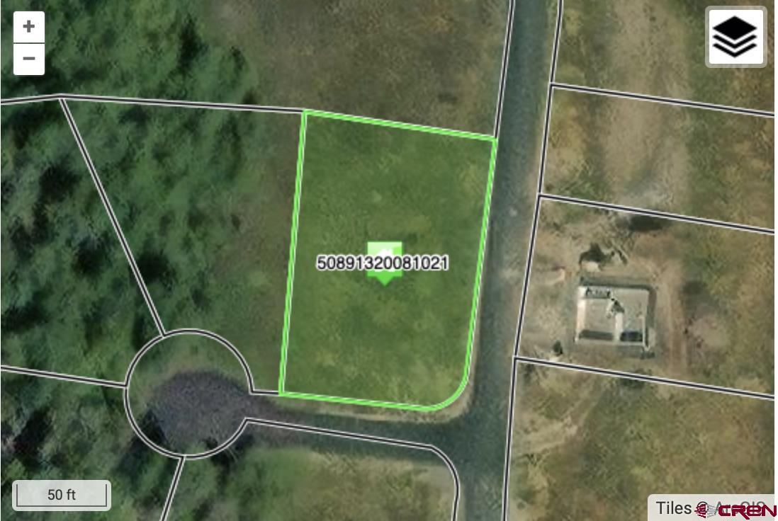 12 Meadow Circle Durango, CO 81301 - Photo 3 of 13 a bathroom with a shower