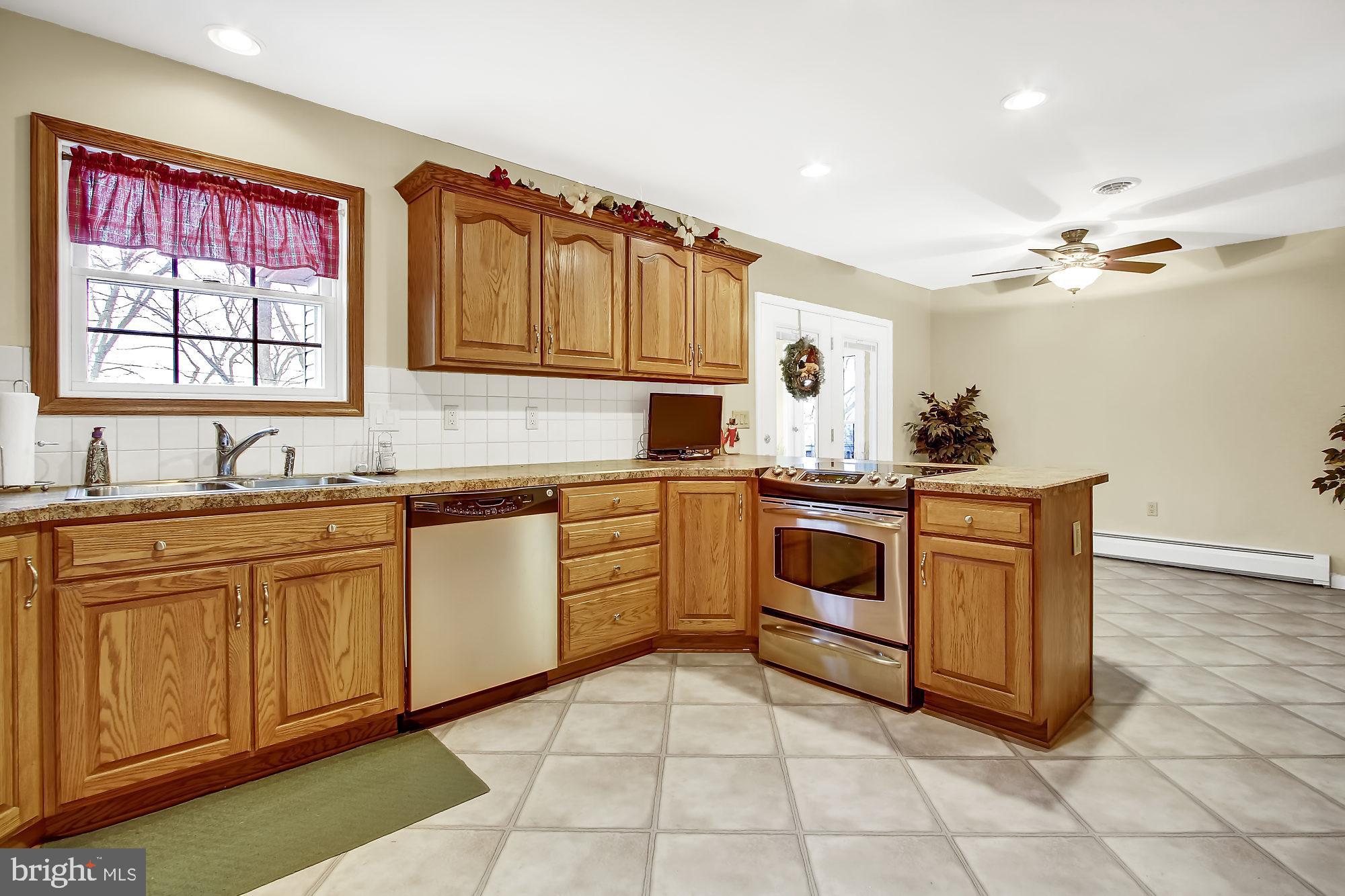 19 Heatherland Road Middletown, PA 17057 - Photo 10 of 40 Gallery Image 10