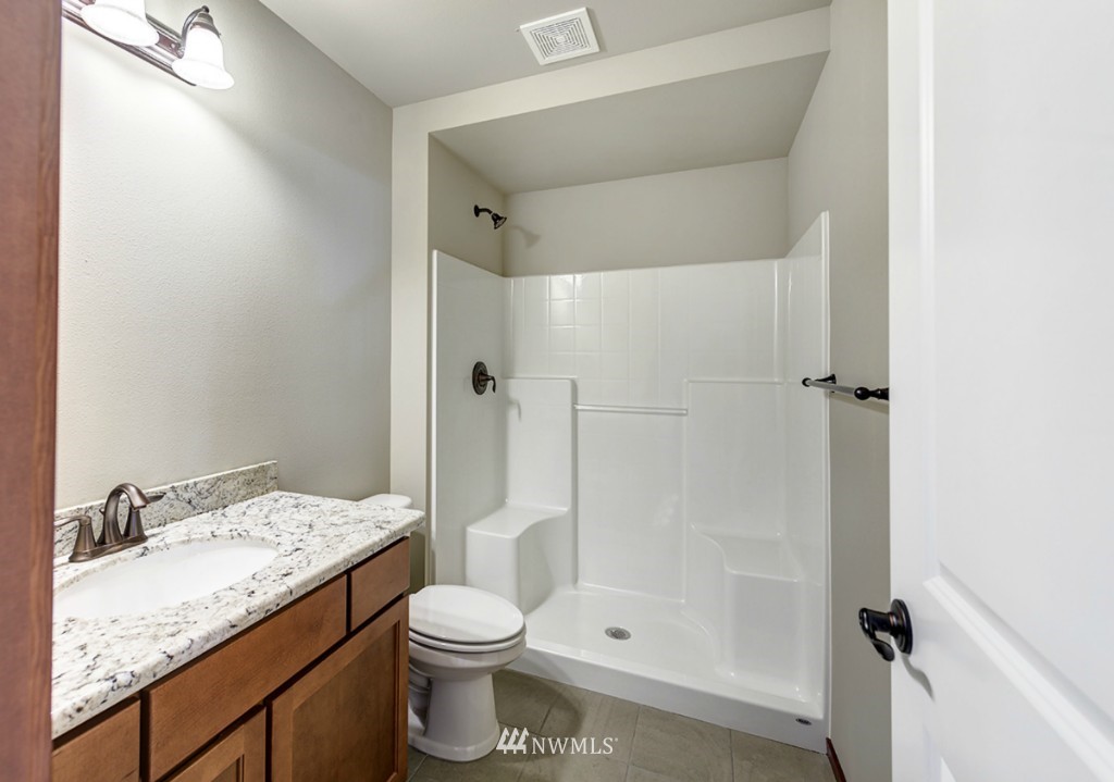 7 B Fern Road, Unit B Everett, WA 98203 - Photo 11 of 14