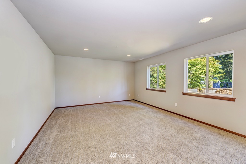 7 B Fern Road, Unit B Everett, WA 98203 - Photo 6 of 14