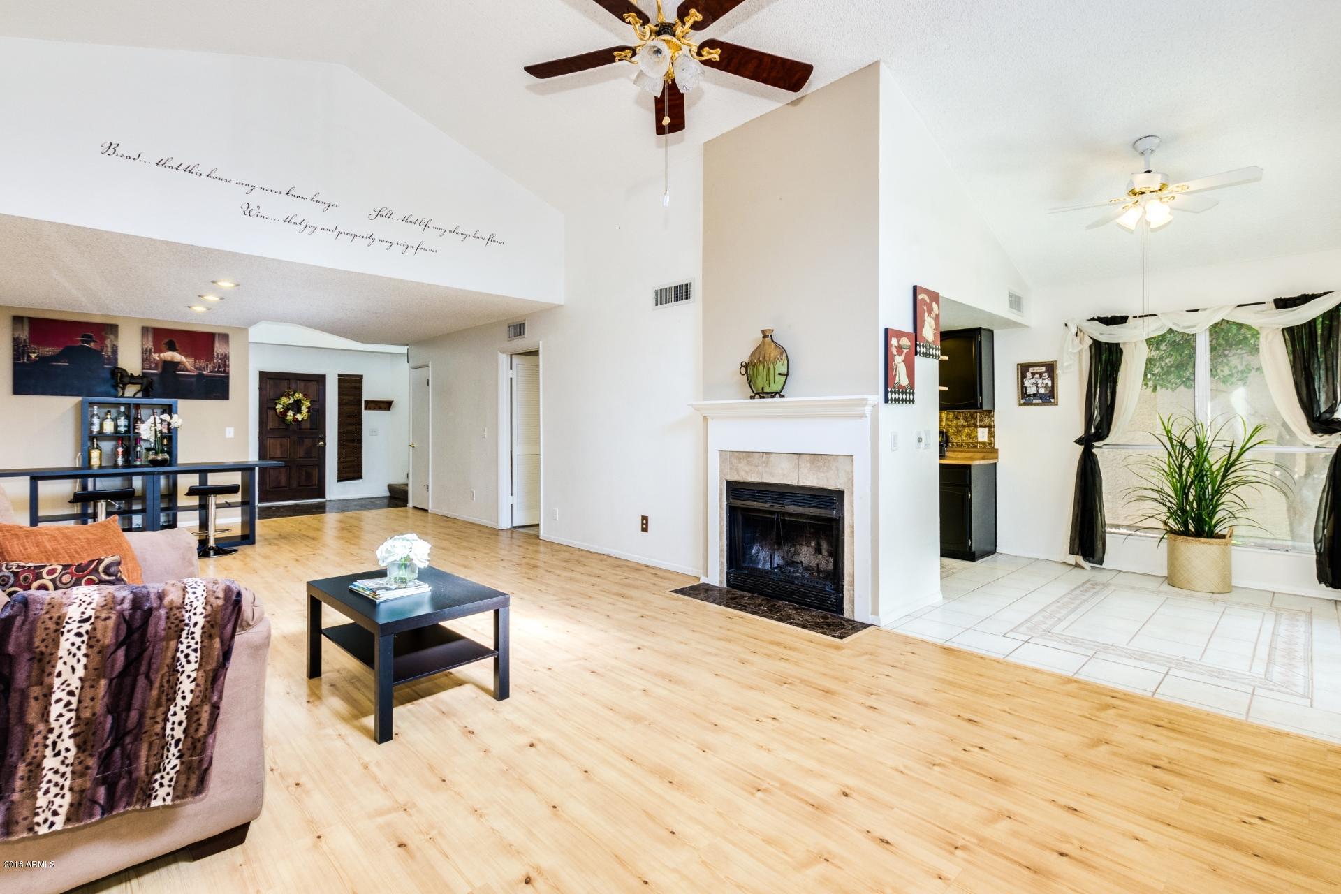 529 East Utopia Road Phoenix, AZ 85024 - Photo 4 of 8 Utopia (5)