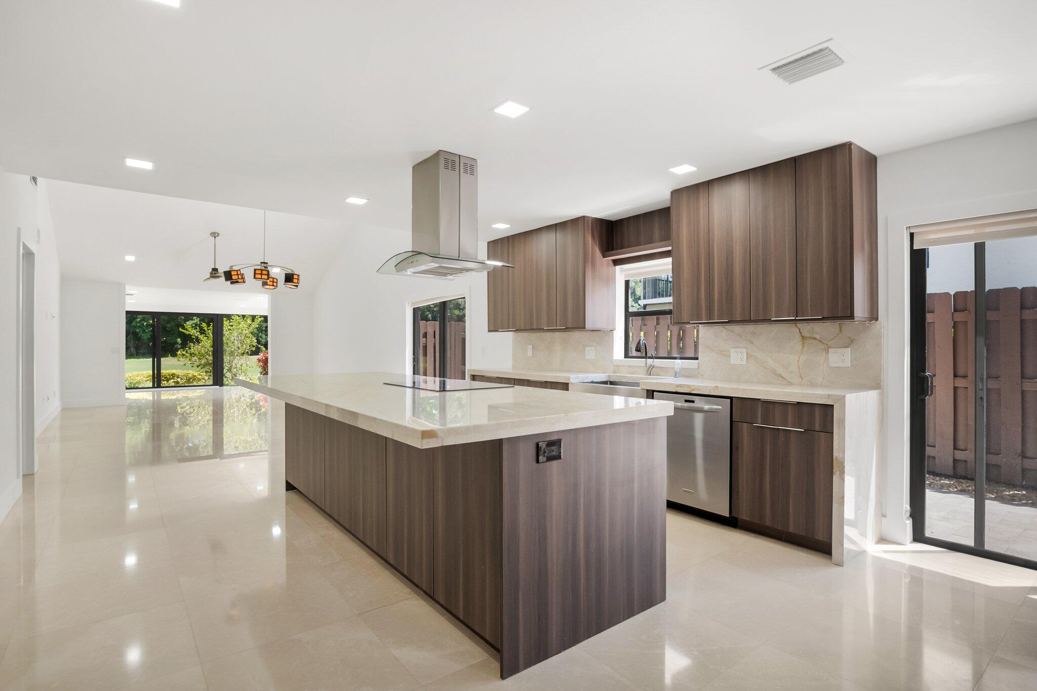 21922 Cypress Drive Boca Raton, FL 33433 - Photo 2 of 47 8-web-or-mls-DSC_1146