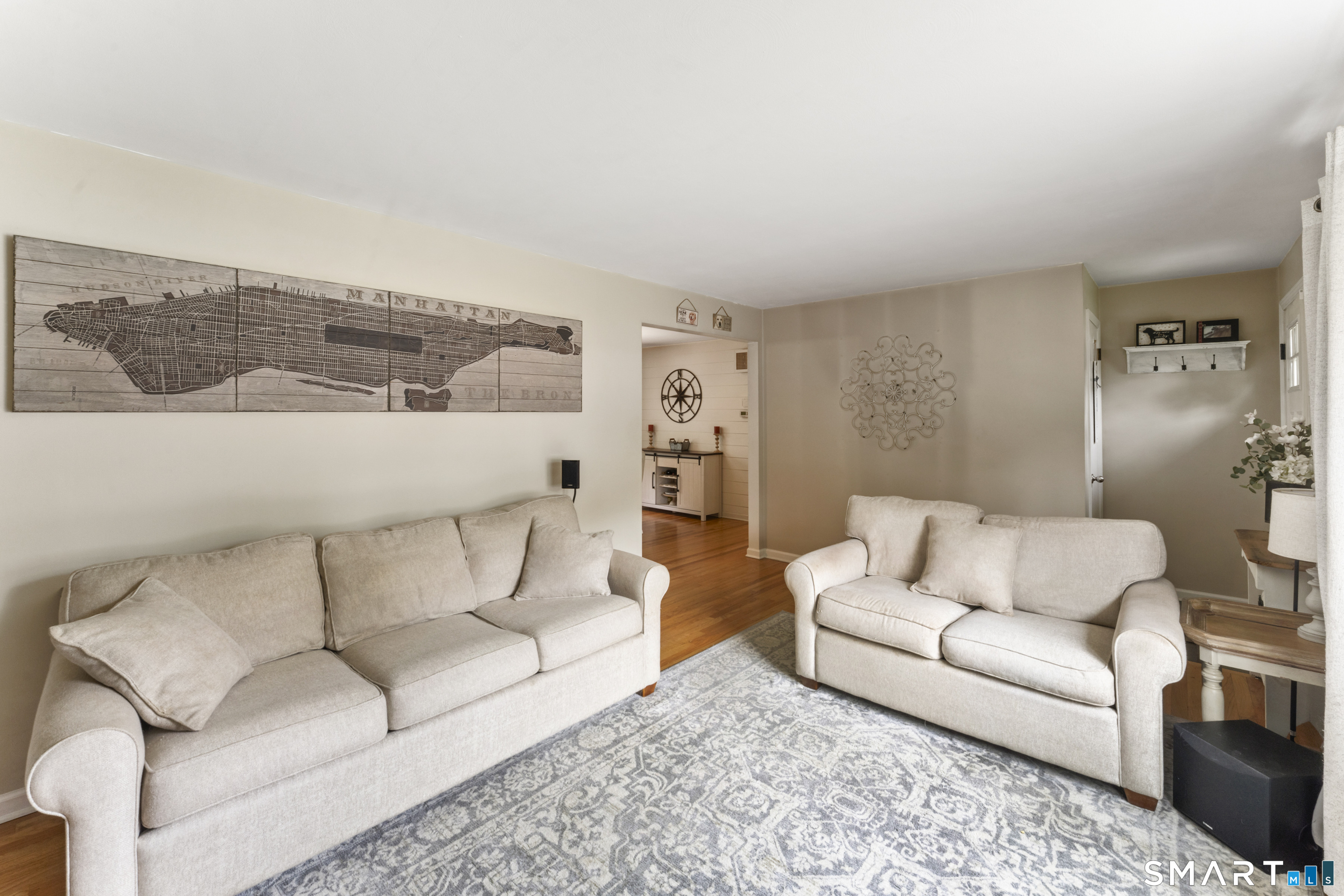 55 Ridgefield Drive Stratford, CT 06614 - Photo 8 of 33