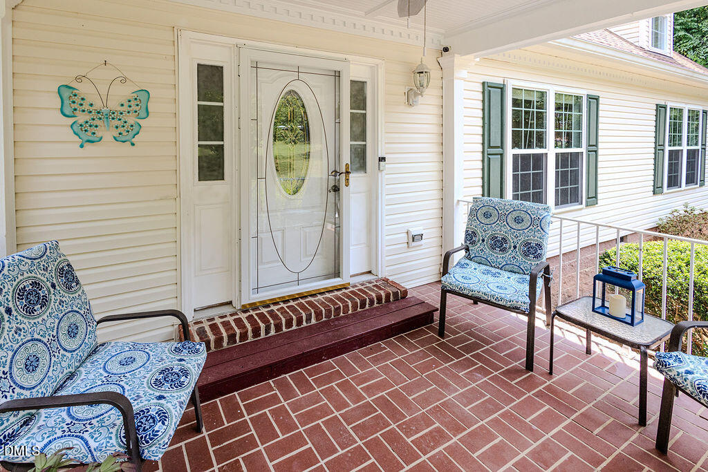 1806 Medfield Road Raleigh, NC 27607 - Photo 7 of 29