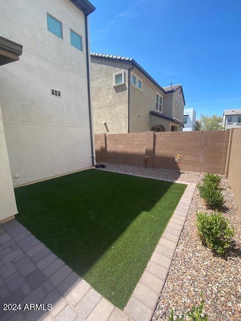 1835 South Follett Way Gilbert, AZ 85295 - Photo 24 of 25
