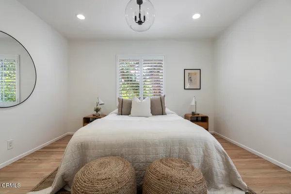 $1,825,000 | 3818 Cedarbend Drive, Glendale, CA 91214