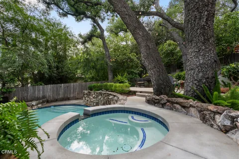 $1,825,000 | 3818 Cedarbend Drive, Glendale, CA 91214