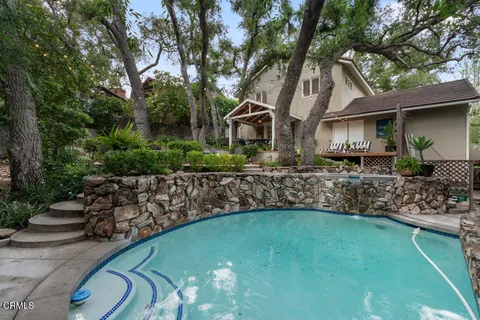 $1,825,000 | 3818 Cedarbend Drive, Glendale, CA 91214