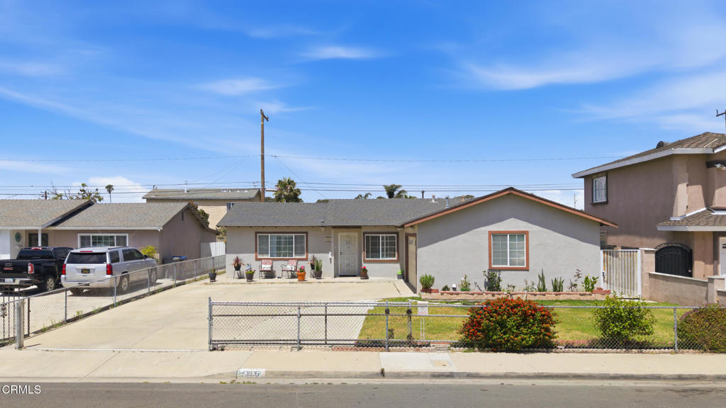3935 South A Street Oxnard, CA 93033 - Photo 1 of 22