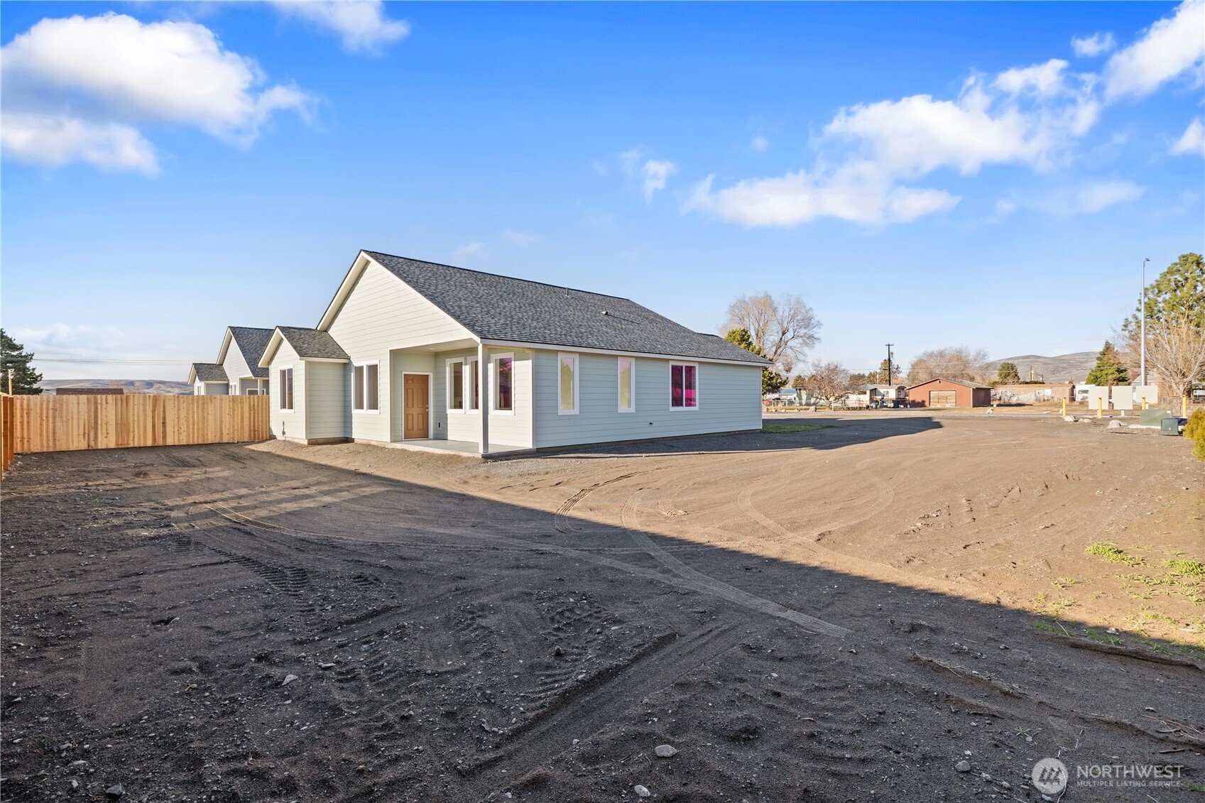 608 4th Street Mattawa, WA 99349 - Photo 27 of 40 a view of an house with backyard space and a ocean view