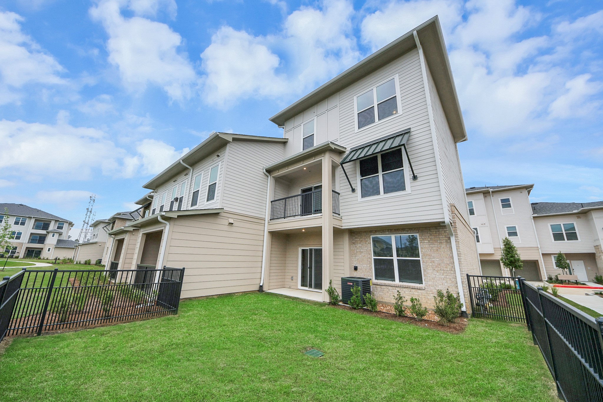 2002 Spring Stuebner Road, Unit 201 Spring, TX 77389 - Photo 4 of 50