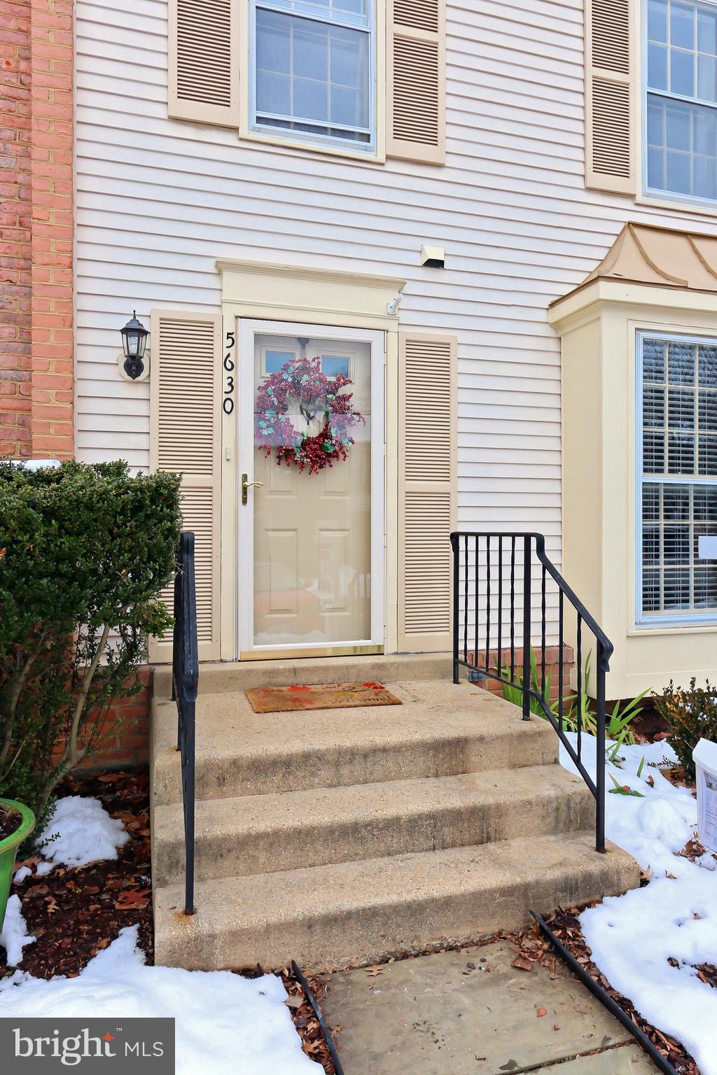 5630 Ridge View Drive Alexandria, VA 22310 - Photo 3 of 41 Exterior Front