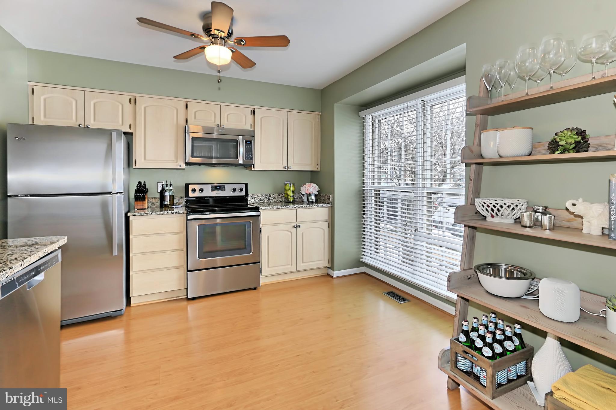 5630 Ridge View Drive Alexandria, VA 22310 - Photo 7 of 41 Kitchen